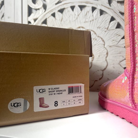 UGG Classic Short Sequin Boot - Picture 6 of 6
